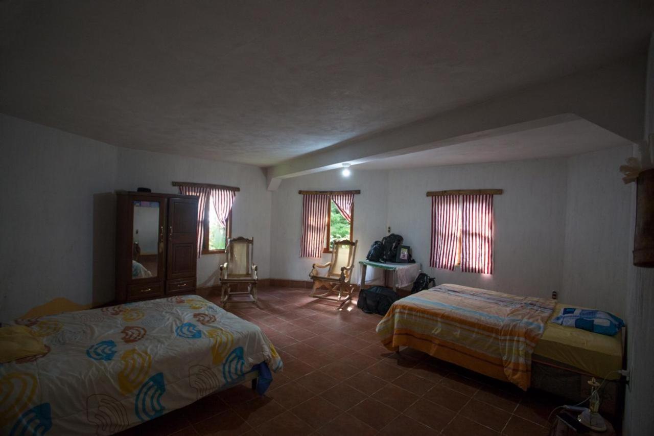 Hostal Checruz, Todos Santos Cuchumatan Huehuetenango Exterior photo